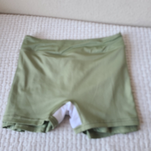 Nike Women's Olive Skater Skirt Size M - Picture 9 of 13